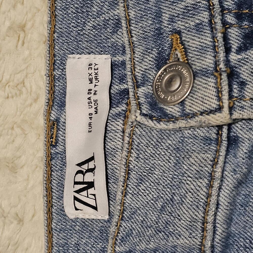 Zara Ripped Skinny Leg Jeans 8 - Picture 6 of 7